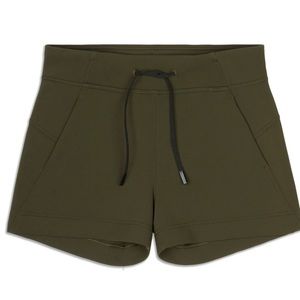 Lululemon In-form shorts